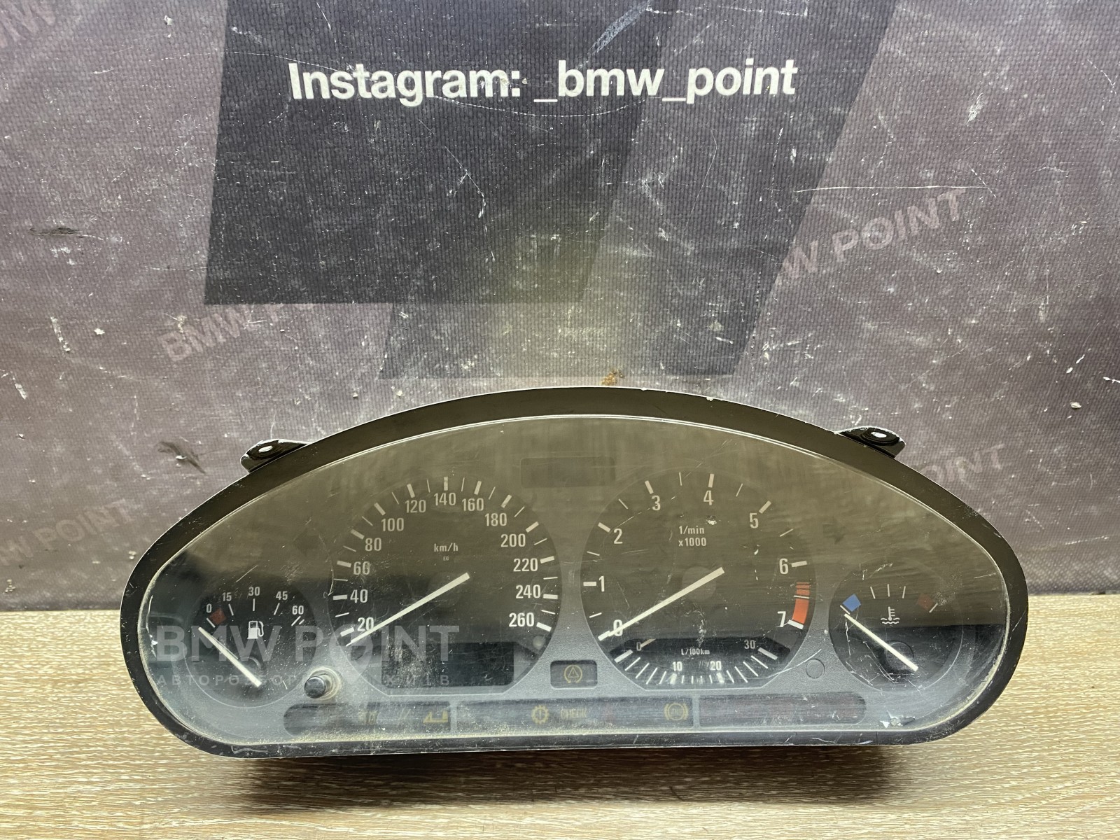 Панель приладів BMW E36 (МКПП) бензин VDO